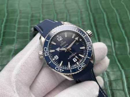 Jh's Seamaster 600m Diving Watch with rubber strap is now available in all color - Click Image to Close