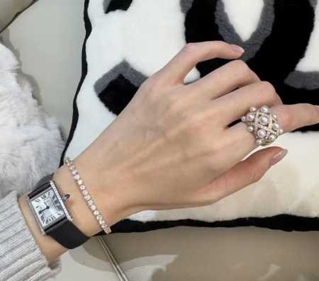 Cartier Tank series quartz movement 30m water resistant women's watch, Swiss wat - Click Image to Close