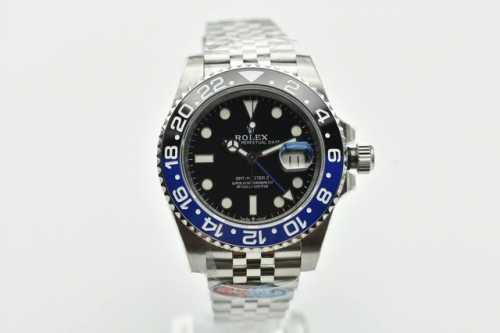 An upgraded version of the Greenwich Master. Made from the same 904L steel as t