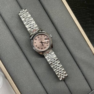 Rolex Datejust 28Mm, A Classic Timepiece Designed Exclusively For Women, Combini