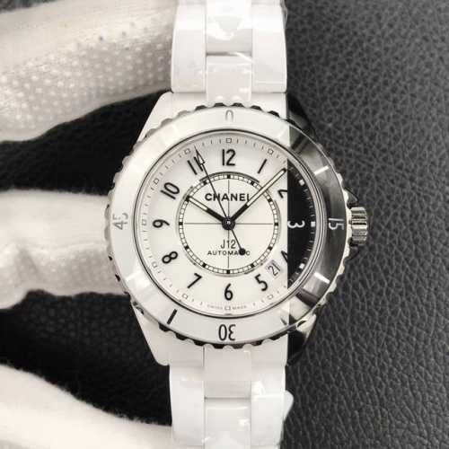 Kor Korean version of Chanel J12 Black or White timeless classic is crafted from