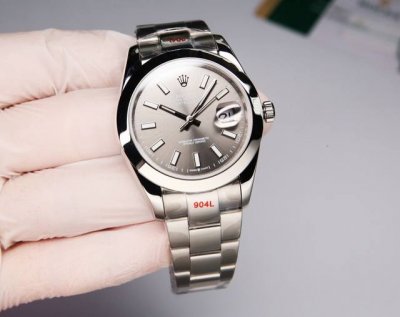Rolex Oyster Perpetual Datejust 41mm watch, timeless elegance! The Oyster case,