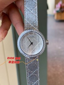Dior La D My Dior Cd04111X1248 Cd04115X1251 Series Watch.The Elegant Curved Desi
