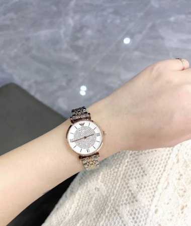 A lot of stock, just give me one! Platform special supply, with official synchr - Click Image to Close