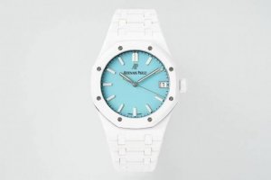 Aps' new Audemars Piguet 15500 all-ceramic model has arrived! Combining ceramic