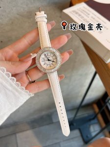 Chanel Fashion Latest Simple Fashion Fashion Watch Exquisite Lady Temperament. W
