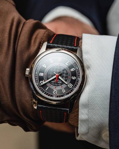 Gs With Sincere Dedication, We Proudly Present The Pinnacle Of Refined Aesthetic