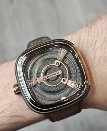 SevenFridays Rose Gold M2 02 is inspired by brass tubing, a typical mechanical c - Click Image to Close