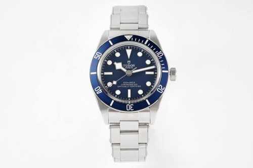 zf Best Boutique Of The Year Biwan Small Shield Retro And Chic Zf Shockingly