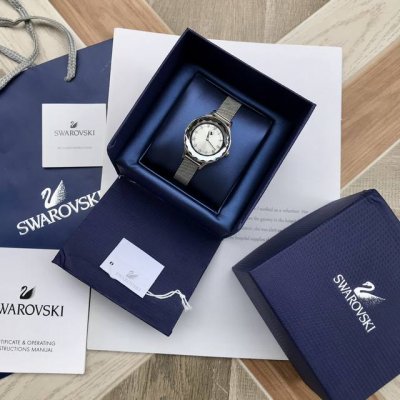 Latest model from the boutique! Swarovski Octea Nova series quartz watch. The di