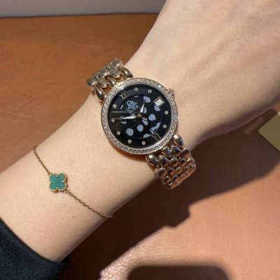 omega Omega Omega Sapphire Glass Beautifully Inlaid With Diamonds Size 33Mm T