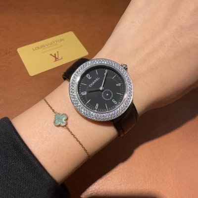Chanel, Sapphire scratch-resistant mirror, Swiss imported quartz movement, size:
