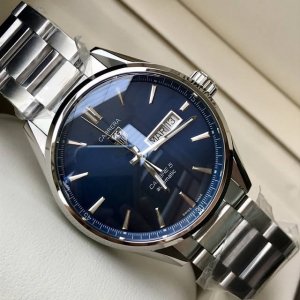 New TAG Heuer, high-value is now online! Carrera series double calendar model,