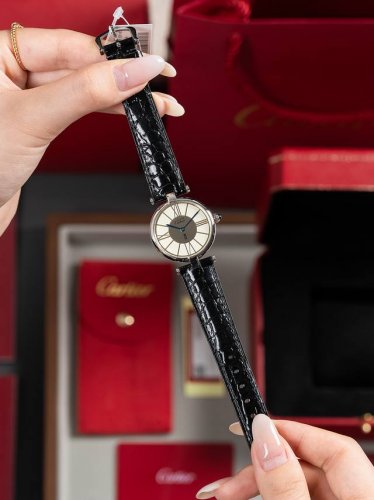 P White case, gold case A beautiful vintage Cartier Must Be watch, I love it to