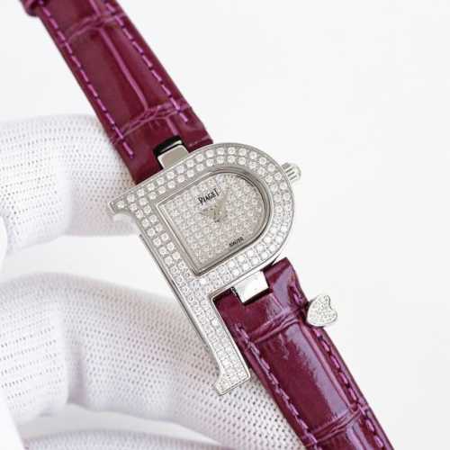 Chanel vintage necklace. Chanel's styles really need no introduction. Each one i
