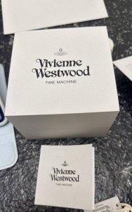 Vivienne Westwood watch quartz movement stainless steel strap 28mm pink dial wom