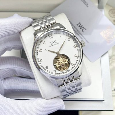 New IWC 2-hand watch, updated on the official website. A classic IWC men's watch