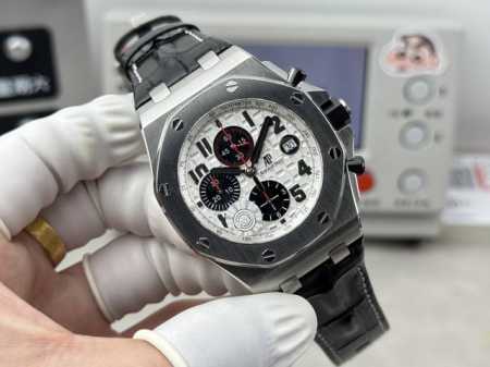 Audemars Piguet Royal Oak 26238 with rubber, leather, and steel straps. Featurin - Click Image to Close