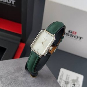 White case, gold-plated, original new style. Latest Tissot watch, the same styl