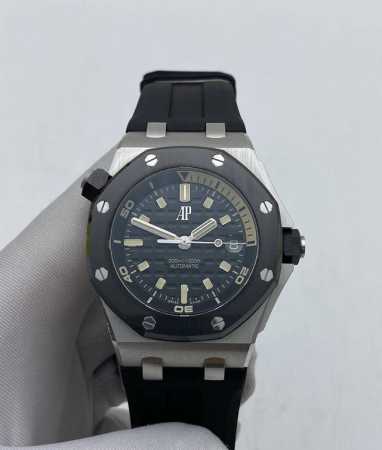 Audemars Piguet Royal Oak Offshore Series 15720Cn Quarter Beige, White Gold + Bl - Click Image to Close