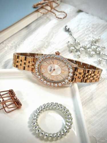 Chopard l'Heure du Diamant series watch, Ddd. The new oval dial brings a fresh s