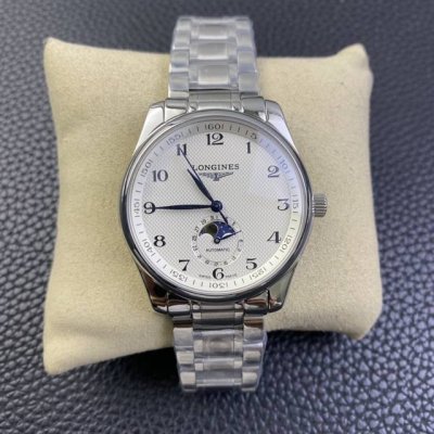 Longines Master Moon Phase Case Made Of 316L Stainless Steel, Flawless And Metic