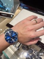 As another new favorite for couples, the Bv logo ring size is 5678 US size . It