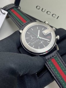Retro Color Scheme! Coffee-Colored Gucci, The Italian Iconic Fashion Brand, Feat