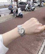 The Longines Heart Moon series is elegant! Its magical and elegant charm attract
