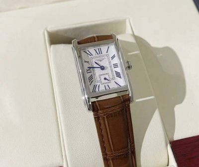 This Longines quartz watch is truly captivating; the brown strap is perfect for