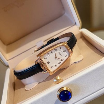 V gold material high-grade white mother-of-pearl natural malachite Bulgari popsi