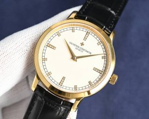 V gold material Bulgari high-end three-circle head and tail pink diamond snake n
