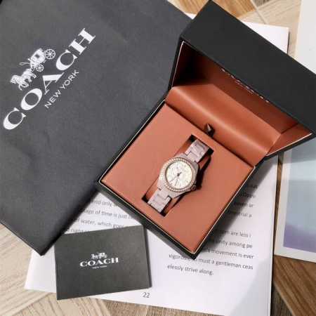 Coach Women's Quartz Watch! 28mm case diameter, smooth and comfortable ceramic c - Click Image to Close