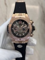 Exclusive real shot Hublot Battery Movement DDD