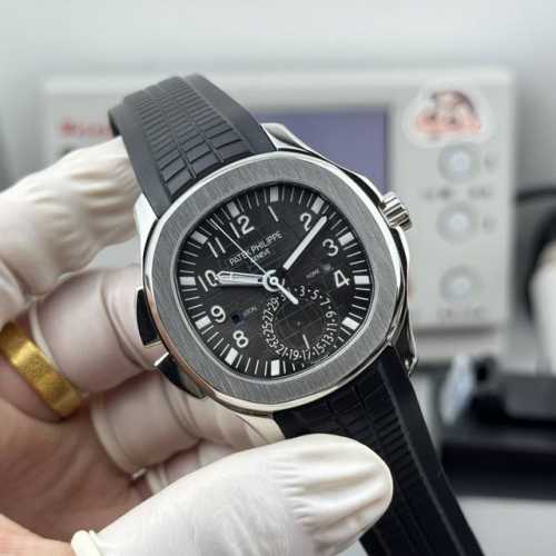 Officially certified dual time zone version has arrived! Press both buttons and