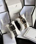 Charming old timesChanel vintage style sugar cube watchHigh-quality texture and