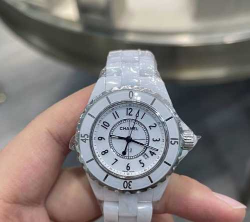 Brand: Chanel Series: J12 Series Model: H0968 Material: Stainless steel Mirror: