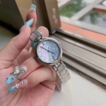 The most classic style of Tissot in the counter! Tissot steel strap style! Tisso