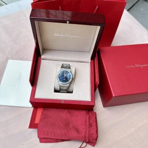 Ferragamo F80 Quartz Men's Watch Swiss Movement Diameter 41Mm Anti-Glare Sapphir