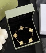 Van Cleef & Arpels Vca Four-Leaf Clover Five-Flower Gold Laser Bracelet. Highest