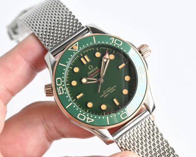 The Latest Omega Seamaster 300M Watch Is The Same Original Mesh Strap Worn By Ja