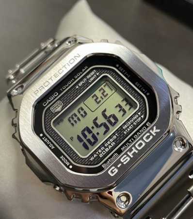 Hello, my darlings! A couple of days ago I introduced the Casio gold watch, and - Click Image to Close