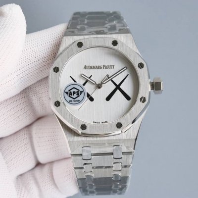 Kaws Collaboration, Upgraded V2 Version Mechanical Men's Watch, Equipped With A