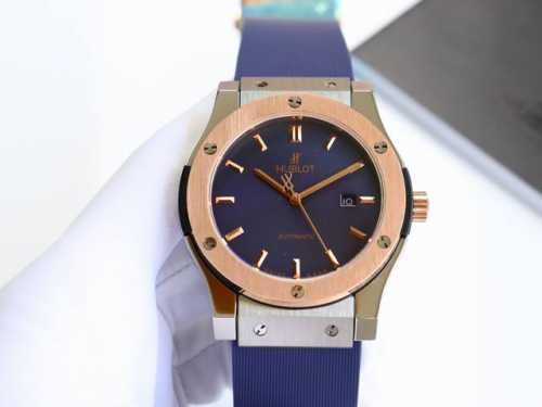 Gold and Black+20 The Hublot Classic Fusion Series 316 stainless steel case is f