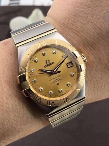 Constellation Series Gold Diamond Yellow Face Automatic Men's Watch 123.20.35.20