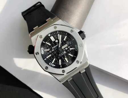 It's an Audemars Piguet Royal Oak Offshore! Just the day before, I was stubborn - Click Image to Close