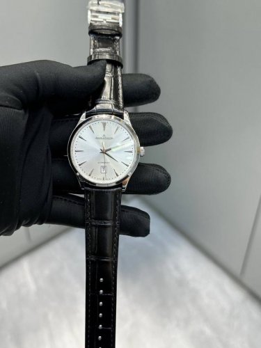 Zf's minimalist, ultra-thin design, the Jaeger-LeCoultre Ultra-Thin Master Q1288