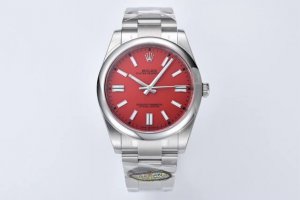 This 41mm Perpetual movement, equipped with a Japanese movement, is completely m