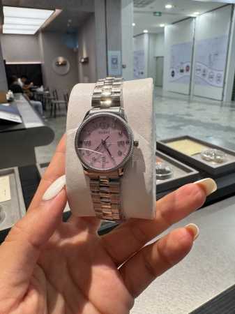 I Want To Weld This Watch On My Hand. I Can't Resist The New Gucci Watch. The G- - Click Image to Close