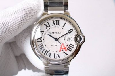 V6 factory V4 version Cartier Balloon Bleu series, available with either a leath